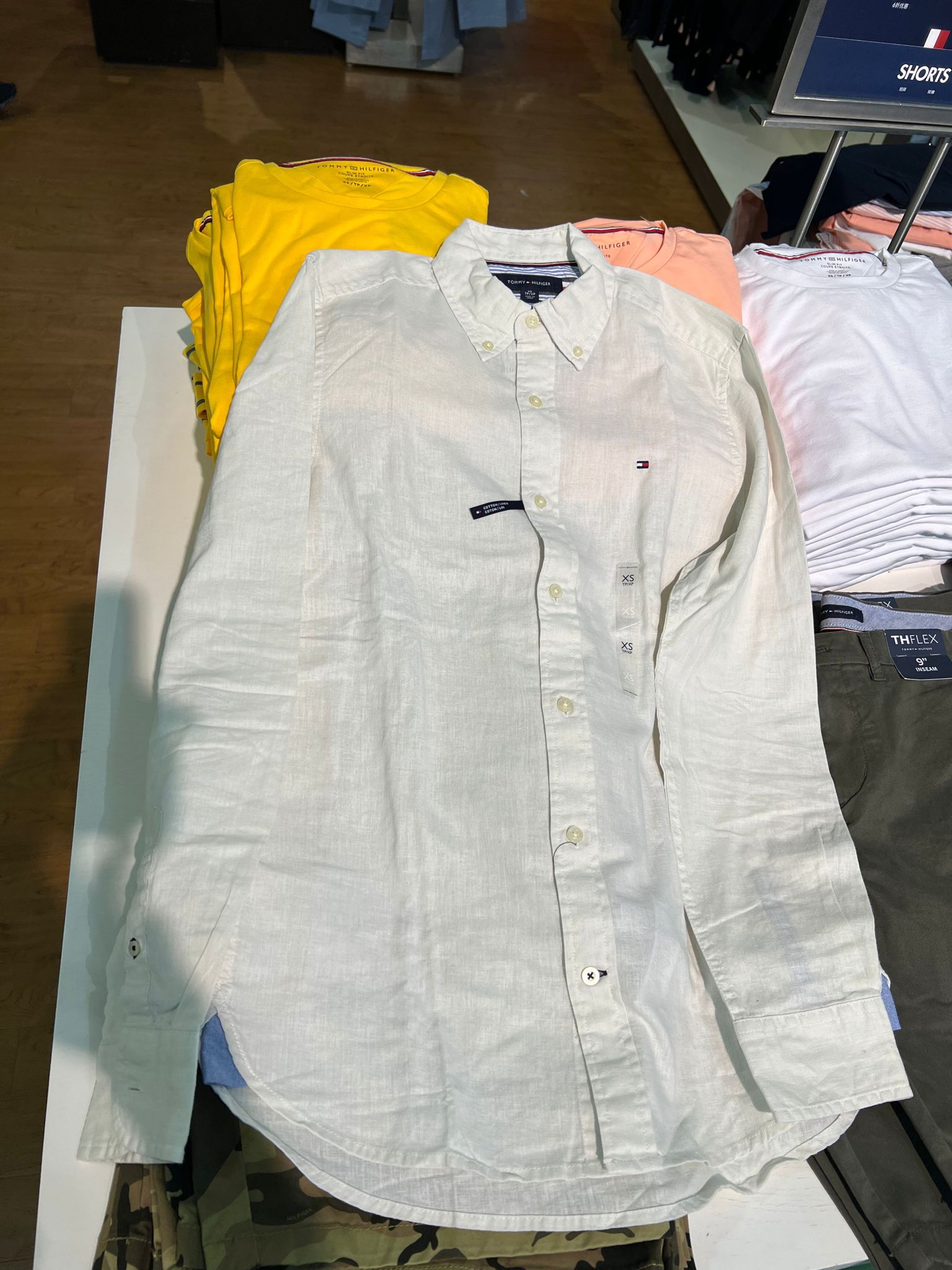 Tommy Mens' Regular Fit Pure Linen Shirt/ WHITE