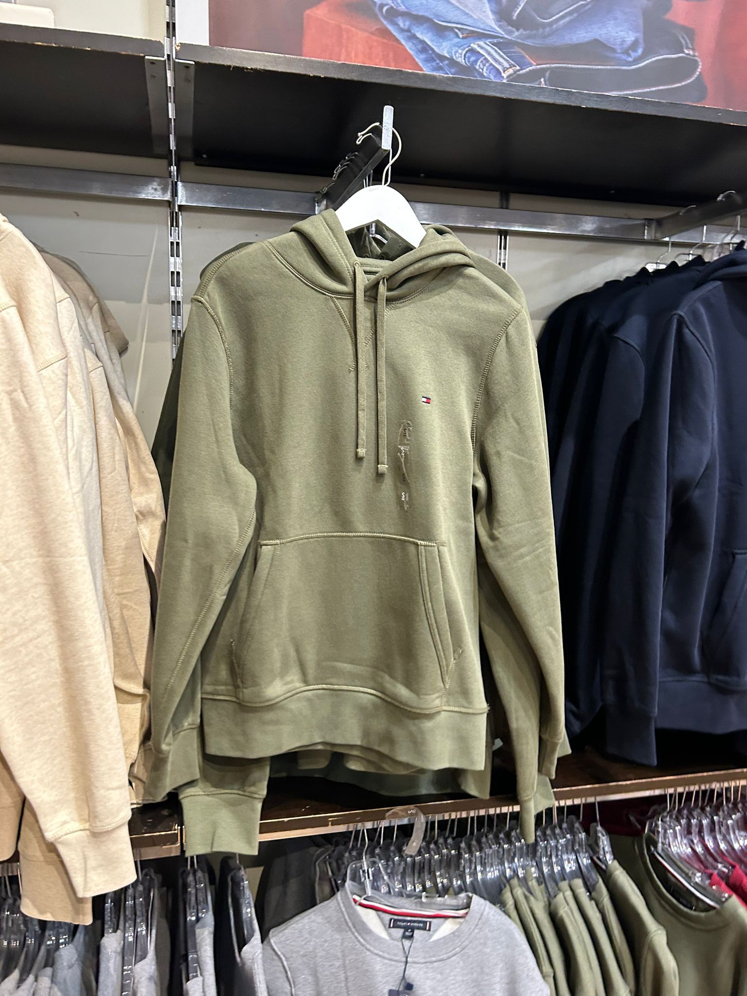 MENS' Tommy Essential Pullover Hoodie Utility Olive