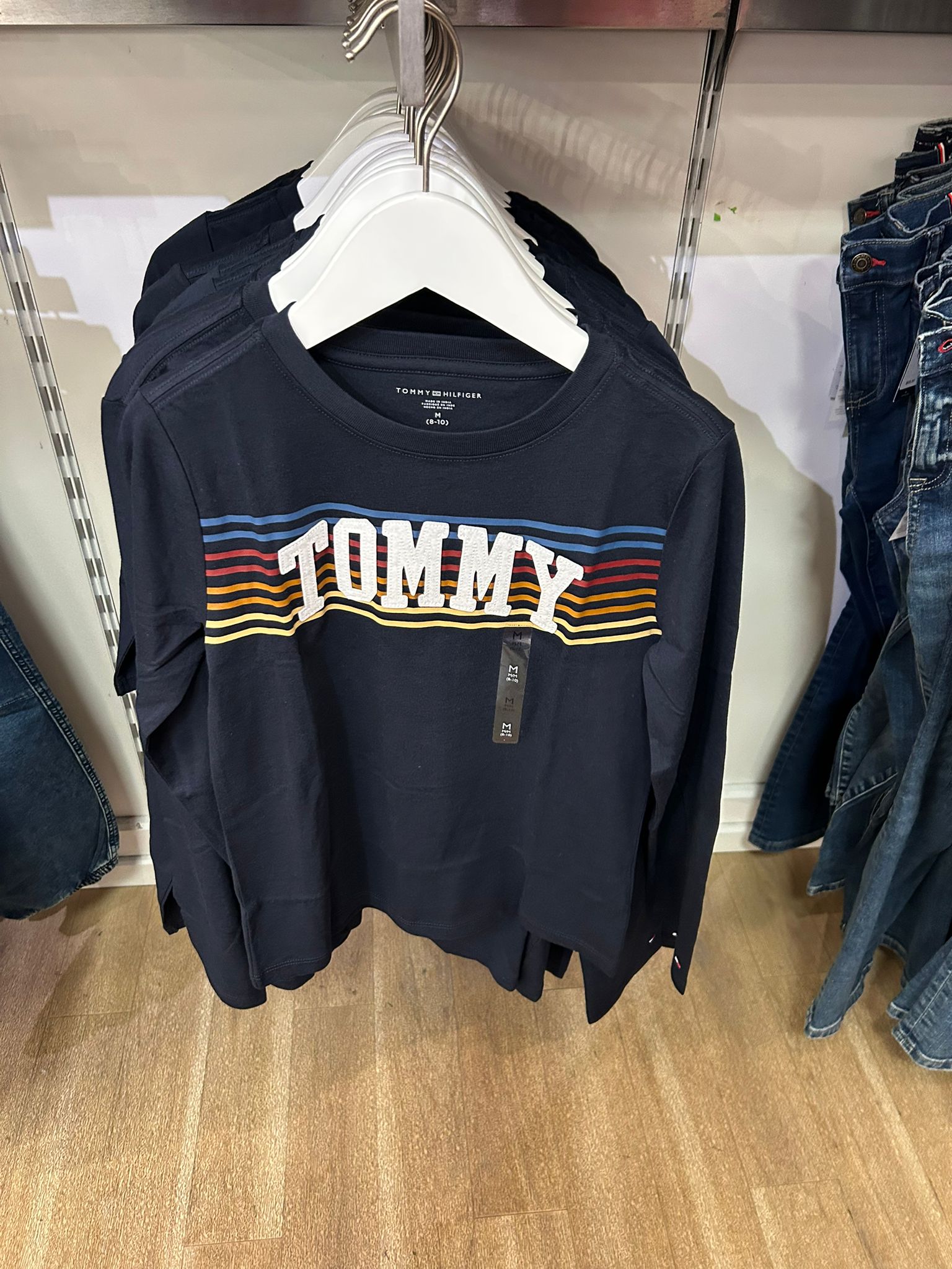 TOMMY BOYS Long-Sleeve Tommy Logo T-Shirt