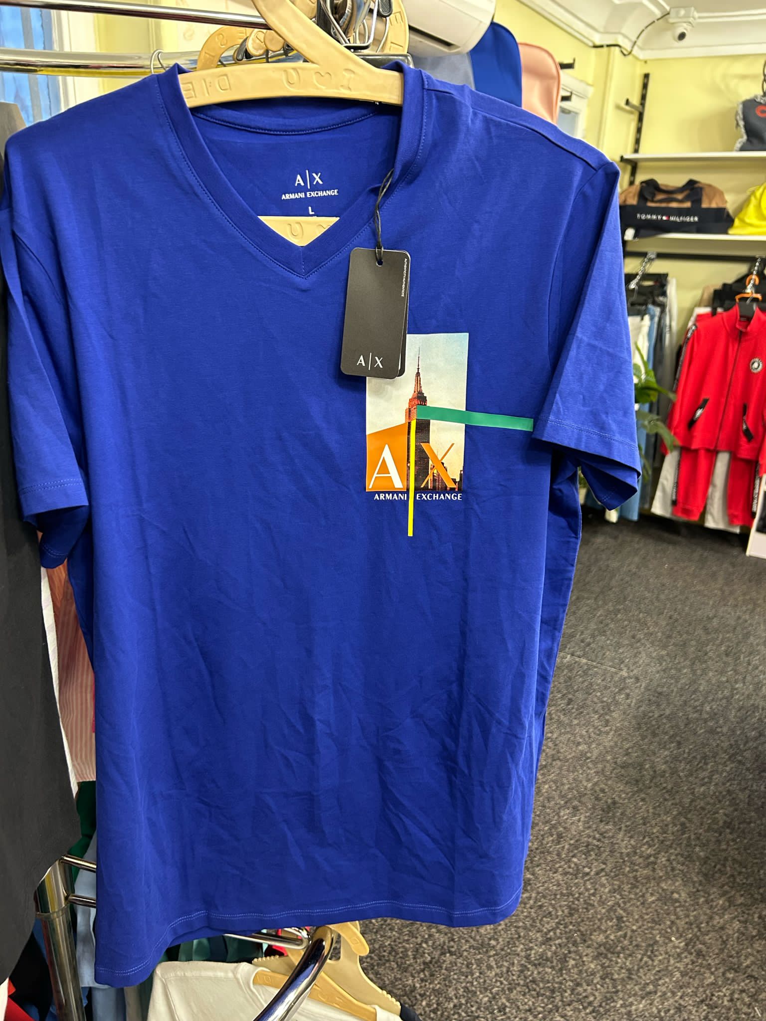 Armani Exchange Men's V-Neck Empire State Graphic Logo Tee T-Shirt