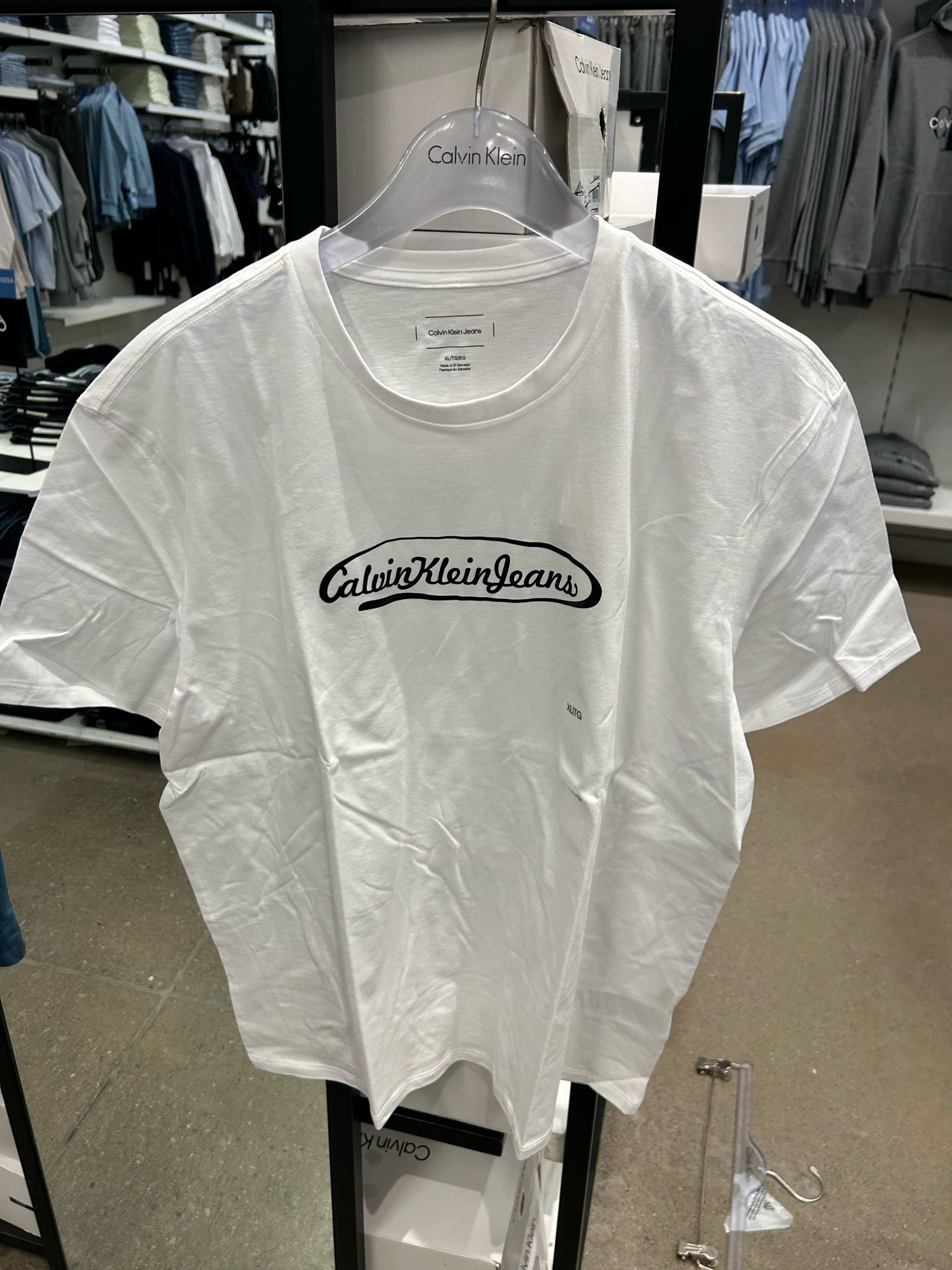 MENS' Calvin Klein CKJ Lasso Graphic Crewneck T-Shirt