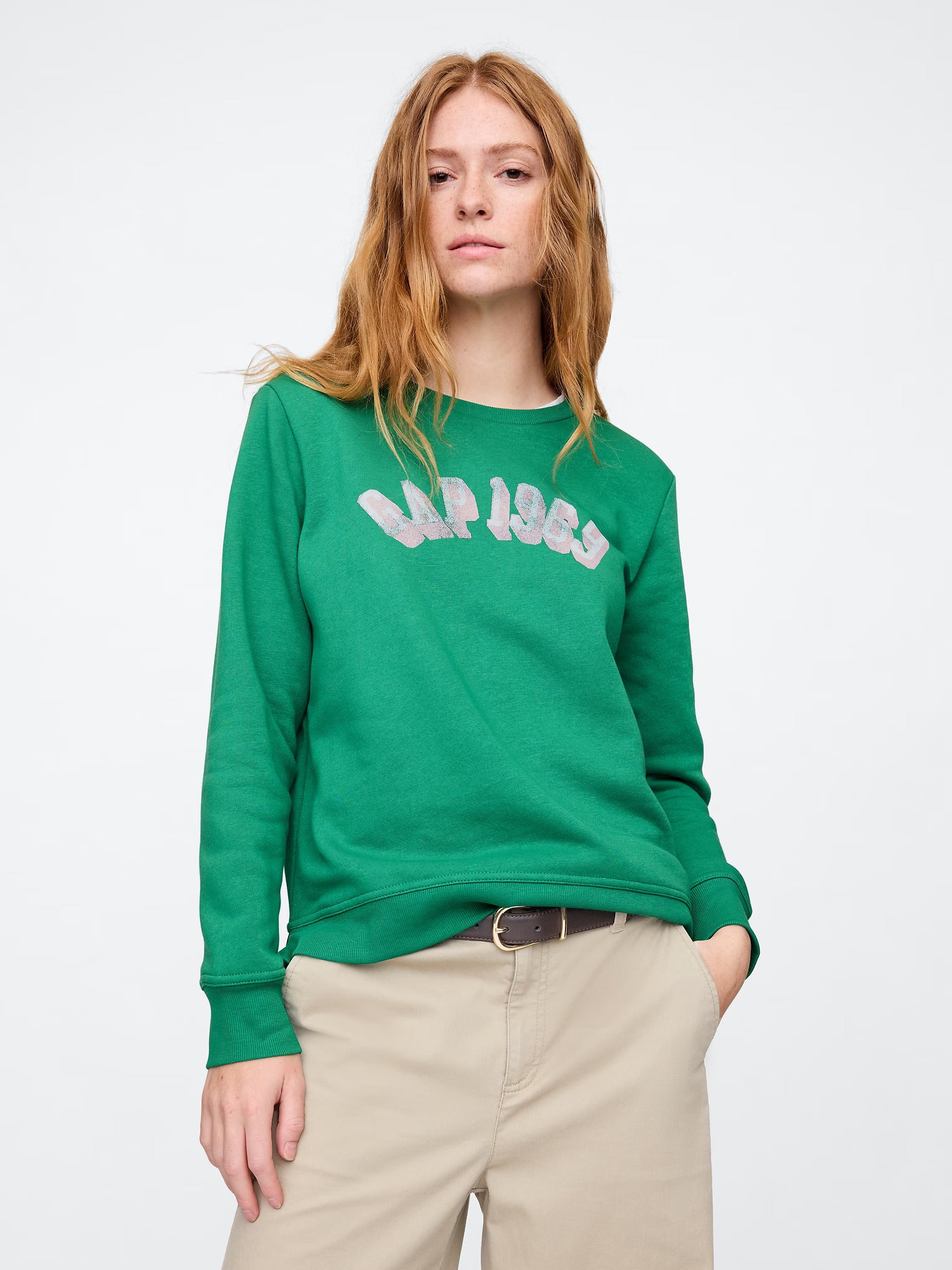 WOMEN Relaxed Gap Logo Sweatshirt/irish clover green