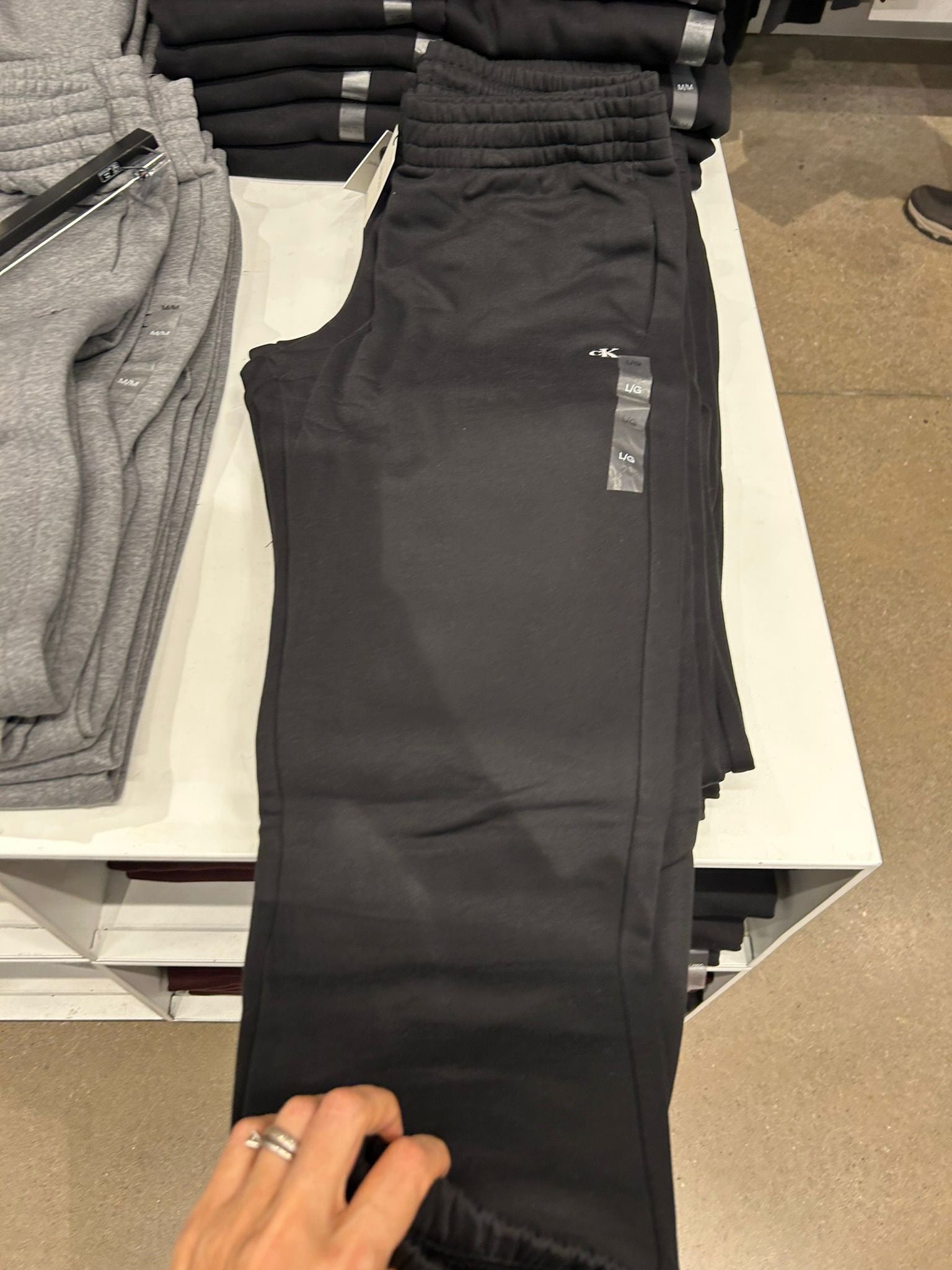 CALVIN KLEIN Mens' Archive Logo Fleece Joggers BLACK