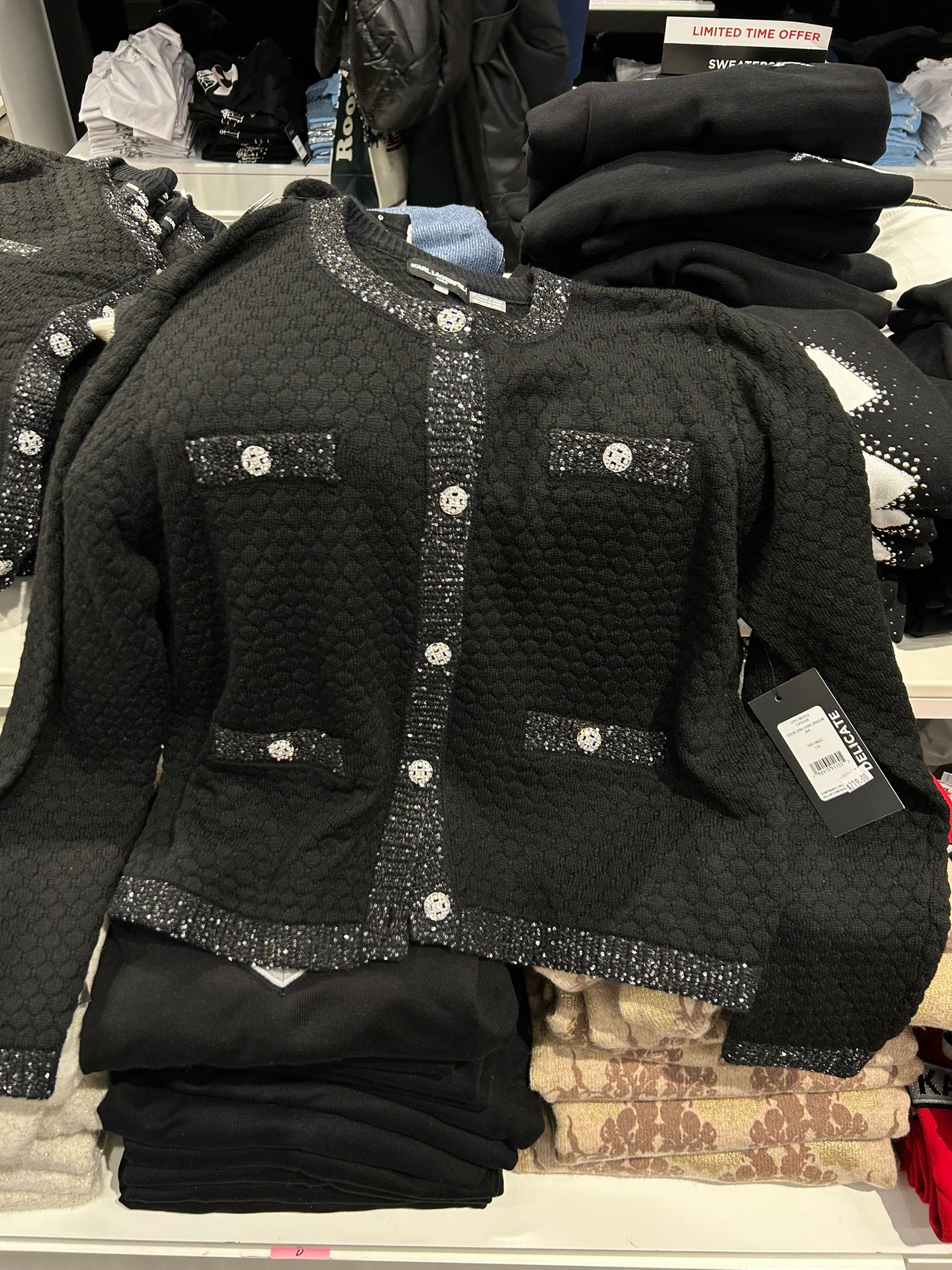 Karl Lagerfeld Paris Women's TEXTURED KNIT CROPPED CARDIGAN