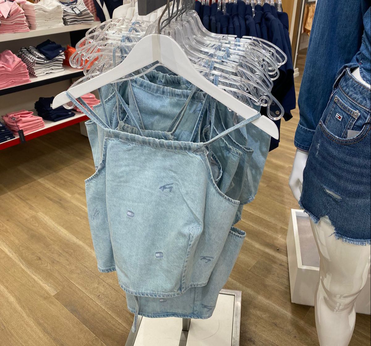 Womens' Tommy Jeans denim tie crop top in light wash