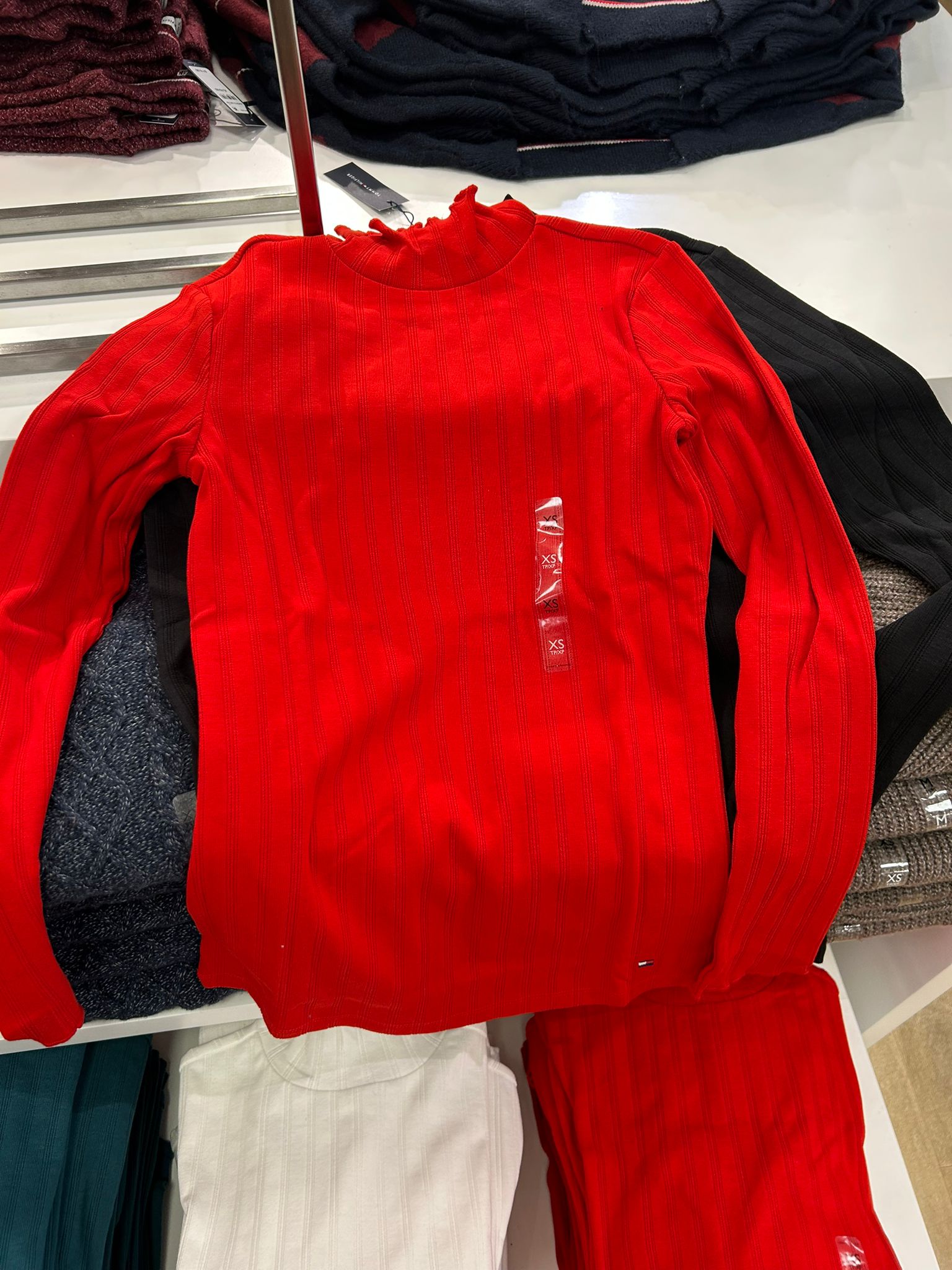 Womens' Tommy Lettuce-Trim Pointelle Turtleneck T-Shirt Deep Crimson