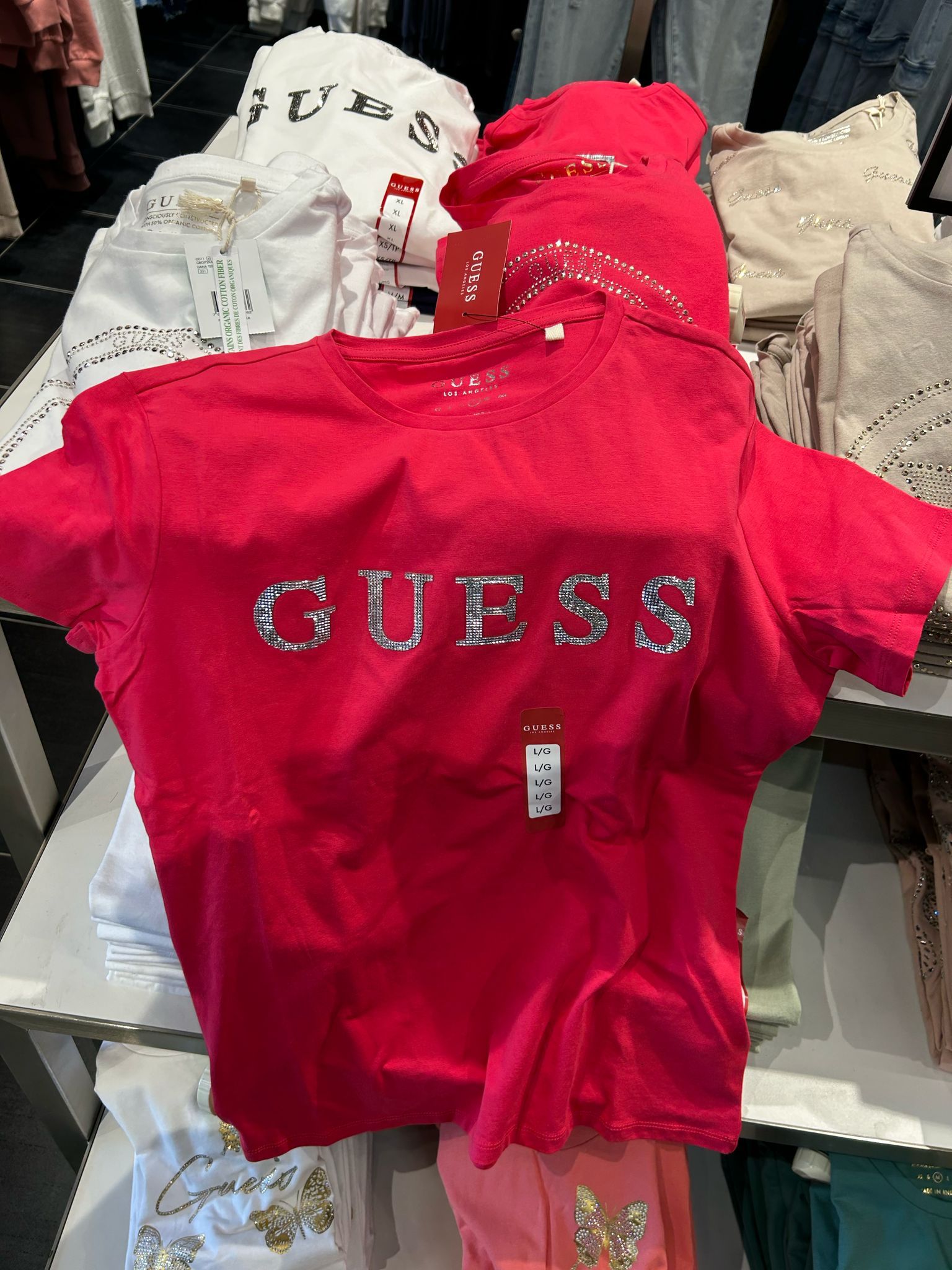 Guess Women Logo Tee / RED