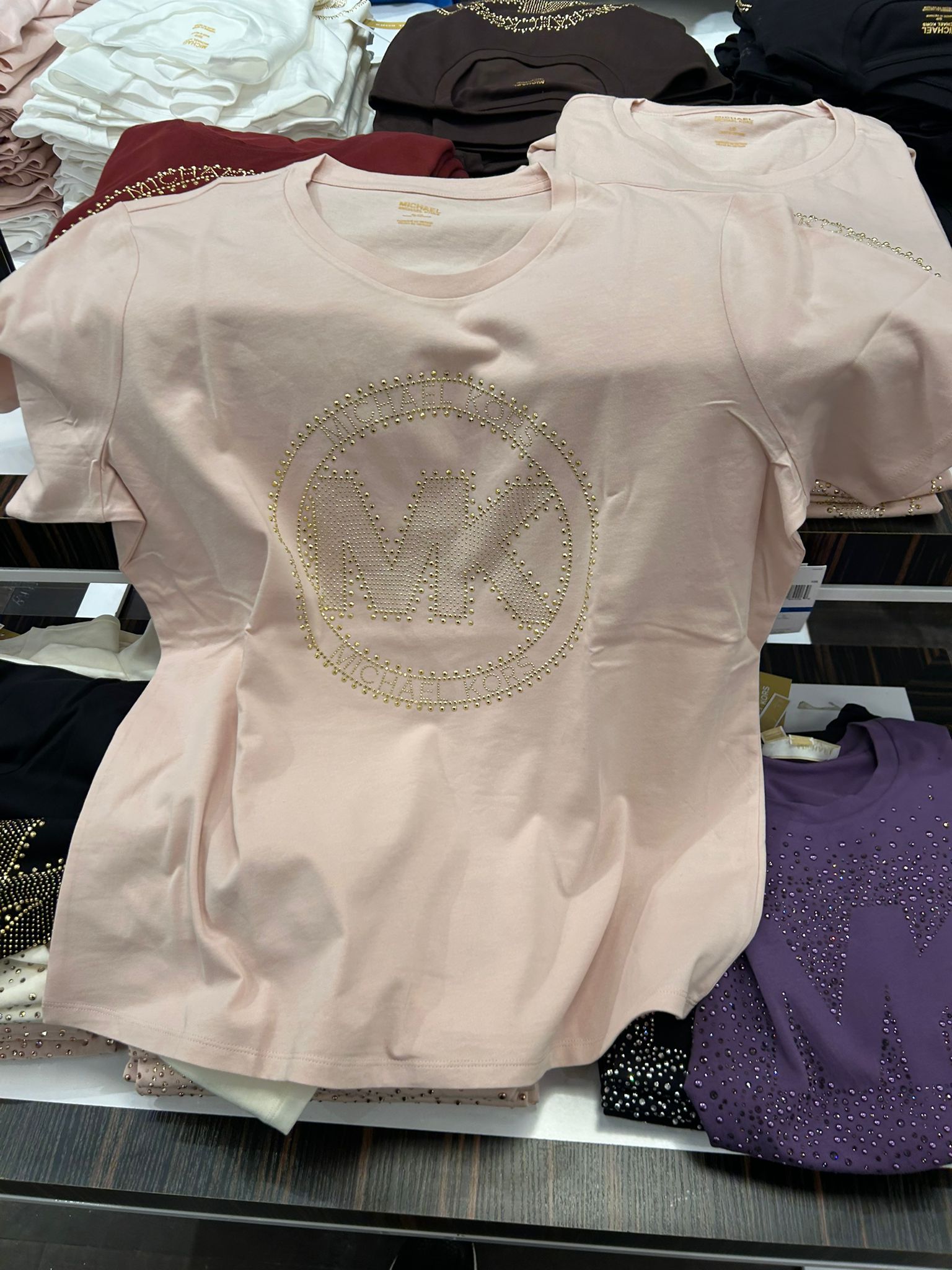 Women's Michael Kors Studded Logo Charm Organic Cotton Jersey T-Shirt POWDER BLUSH