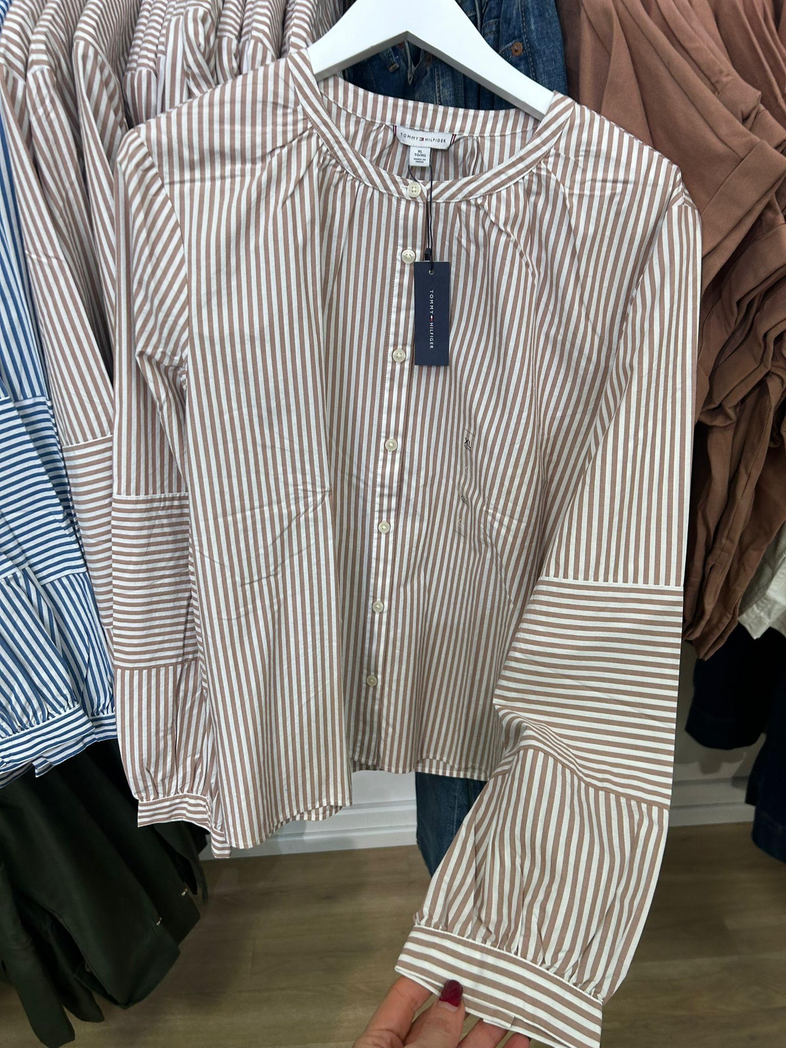 Womens' Tommy Collarless Poplin Shirt Tawny Rose