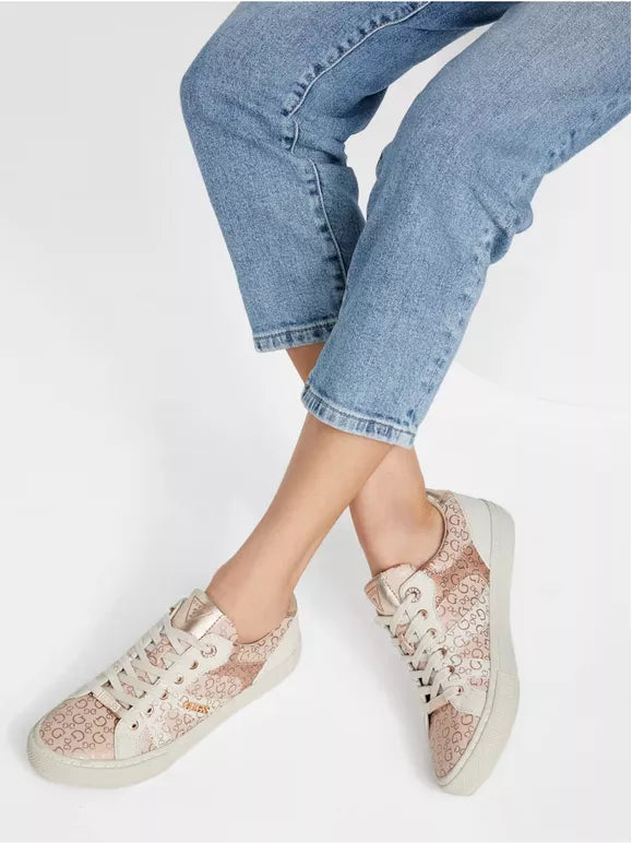 Womens' GUESS Mines Low-Top Sneakers