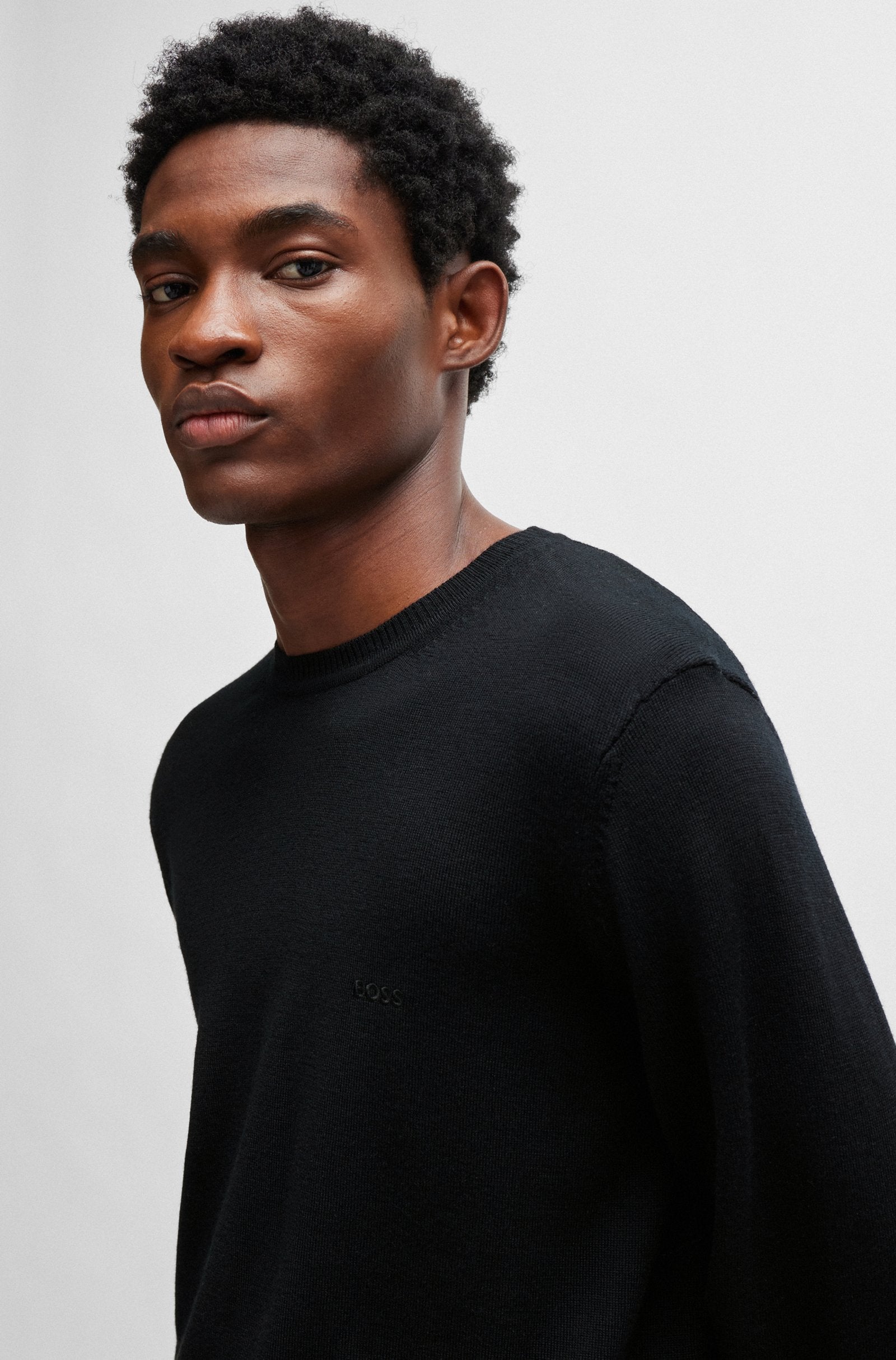 MENS' BOSS Regular-fit sweater in extra-fine merino / BLACK